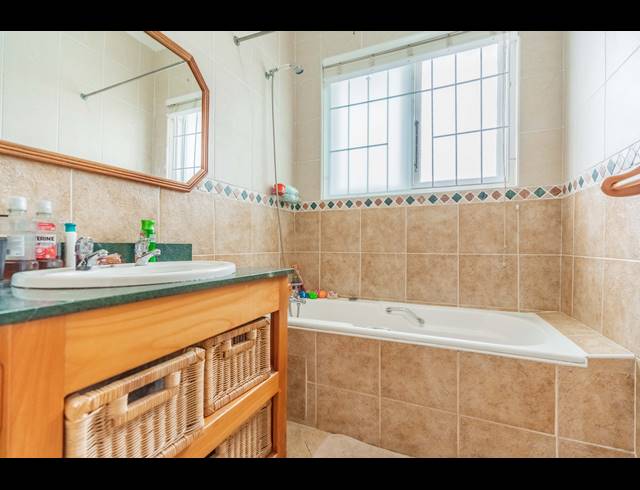 3 BEDROOM HOUSE FOR SALE IN MORNINGSIDE